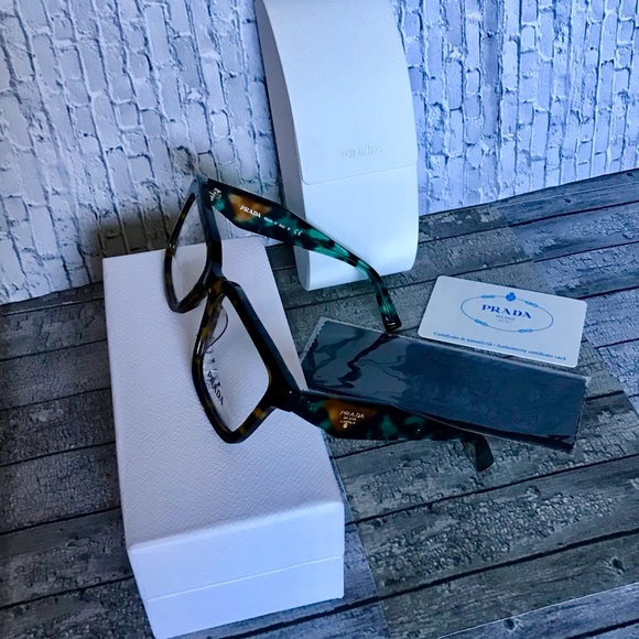 GLASSES SOLD - Picture 6 of 6